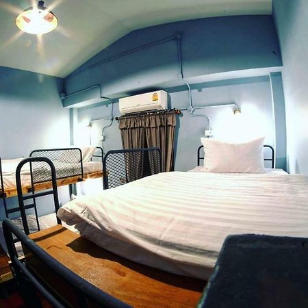 Talardkao Balcony Krabi Hostel Εξωτερικό φωτογραφία