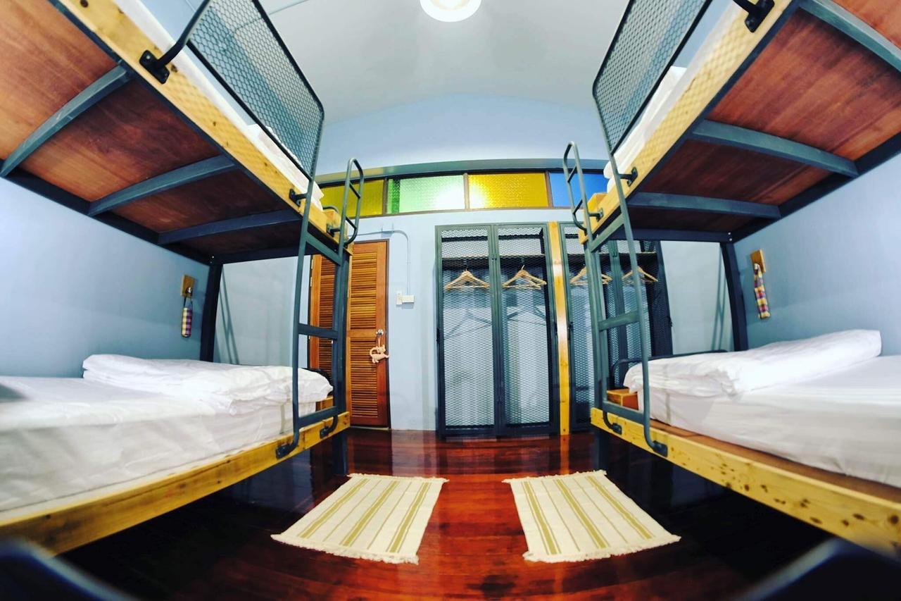 Talardkao Balcony Krabi Hostel Εξωτερικό φωτογραφία