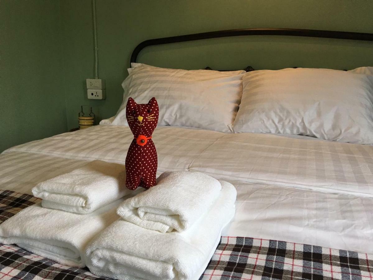 Talardkao Balcony Krabi Hostel Εξωτερικό φωτογραφία