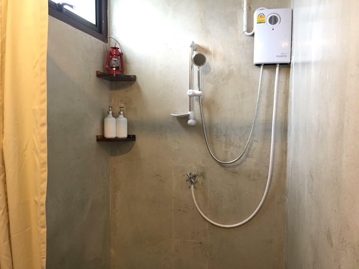 Talardkao Balcony Krabi Hostel Εξωτερικό φωτογραφία